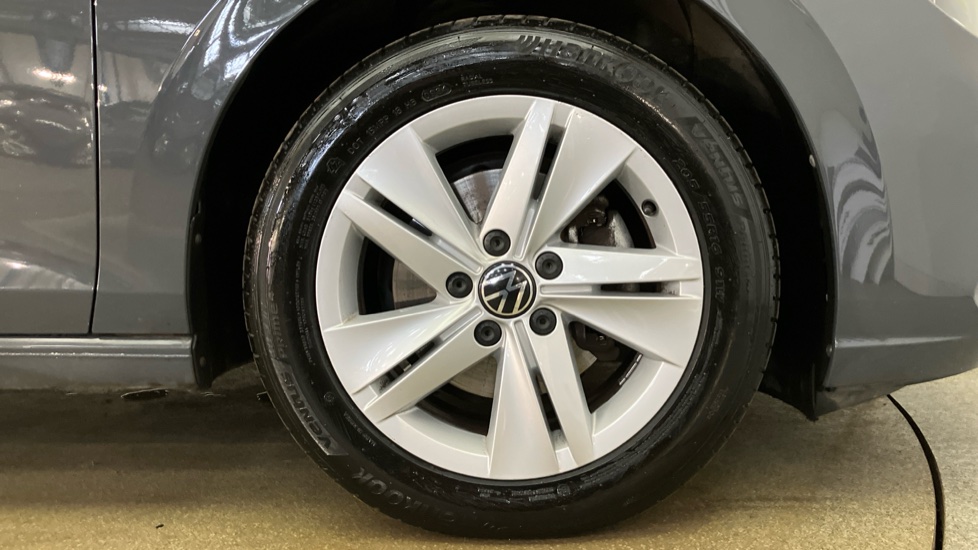 Volkswagen Golf 1.5 TSI 150 Life 5dr Petrol Hatchback - Image 5
