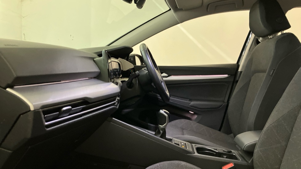 Volkswagen Golf 1.5 TSI 150 Life 5dr Petrol Hatchback - Image 22