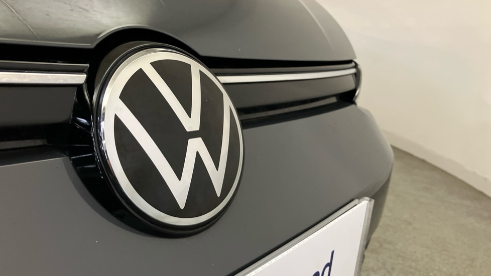 Volkswagen Golf 1.5 TSI 150 Life 5dr Petrol Hatchback - Image 27