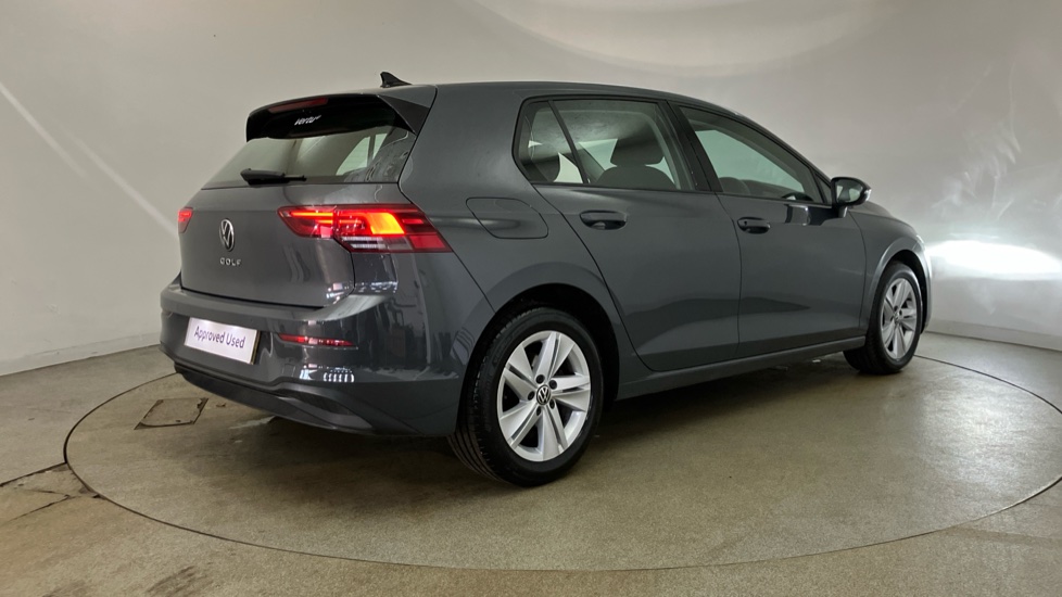 Volkswagen Golf 1.5 TSI 150 Life 5dr Petrol Hatchback - Image 31