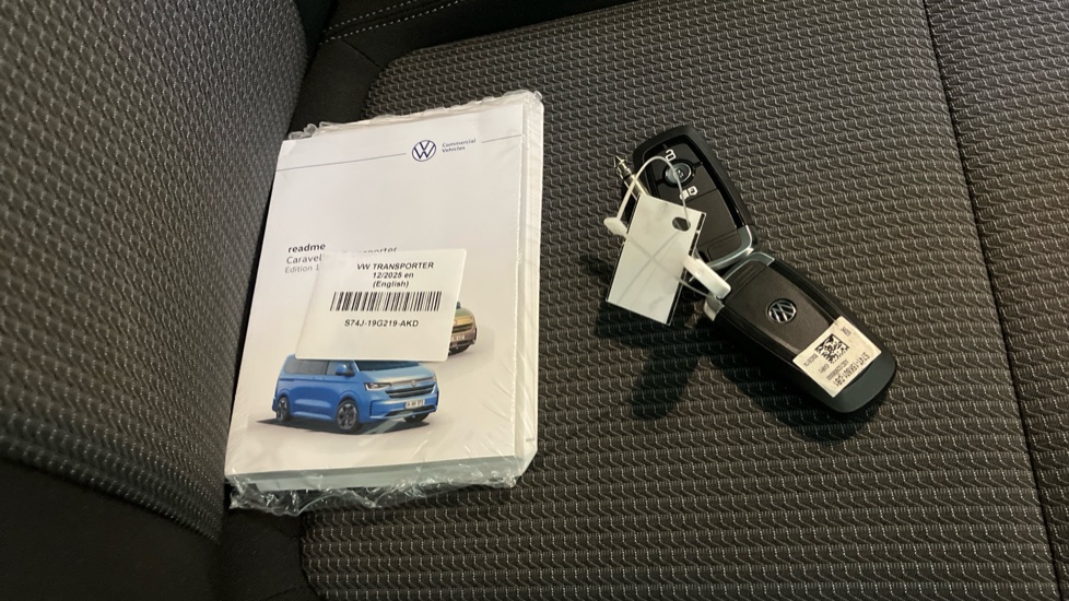 Volkswagen Transporter T30 Swb Diesel 2.0 TDI 110 Commerce Plus Kombi Van [5 Plus] - Image 40