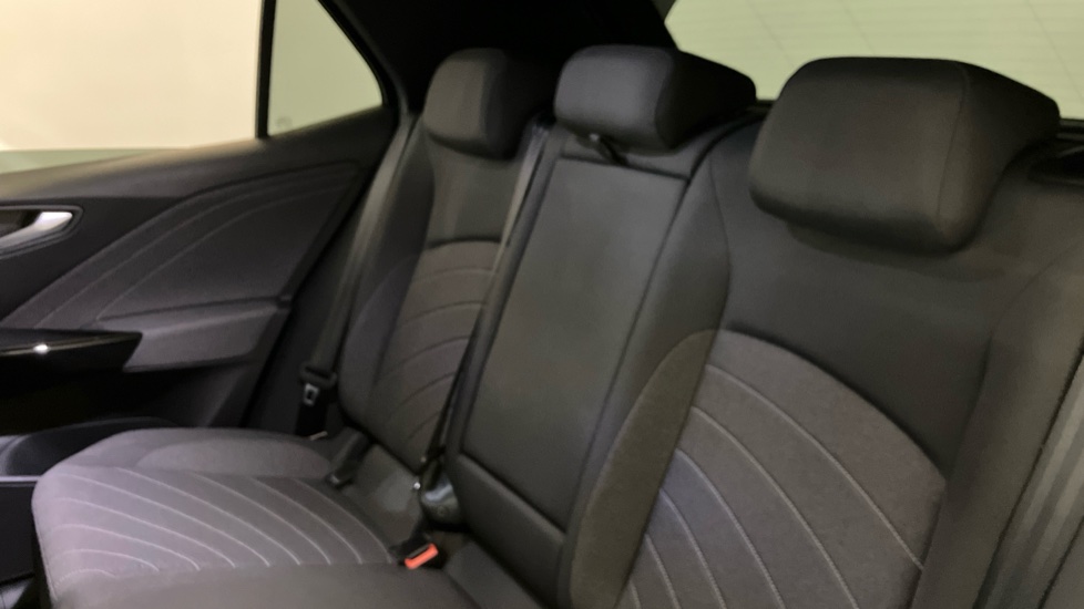 Volkswagen ID.3 150kW Match Pro 59kWh 5dr Auto Electric Hatchback - Image 16