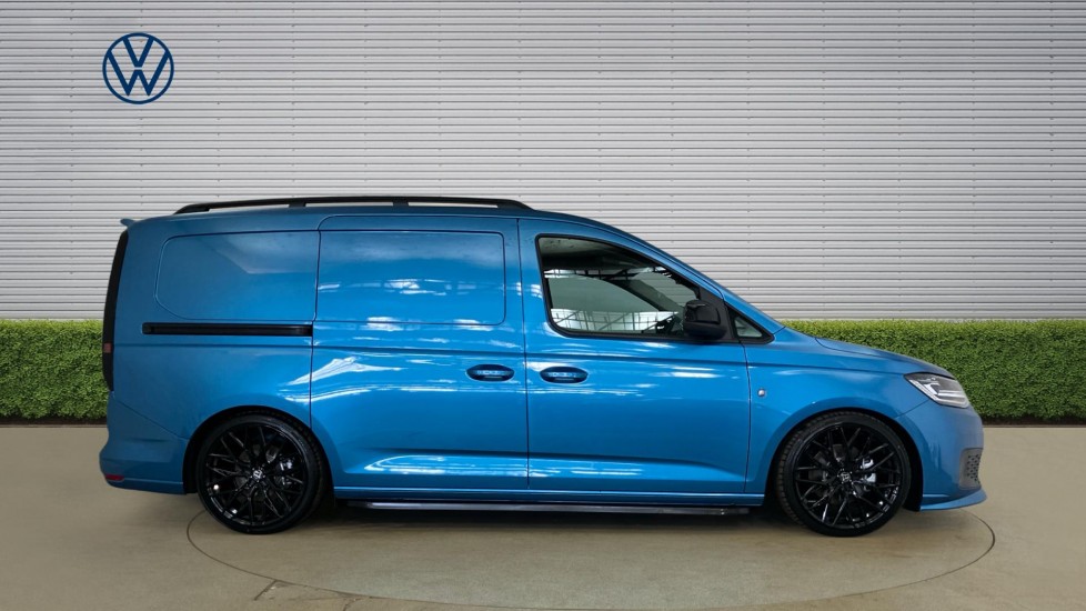 Volkswagen Caddy Maxi Caddy Cargo Maxi C20 Petrol 1.5 eHybrid 150 Commerce Van DSG [Bus/Assist] - Image 4