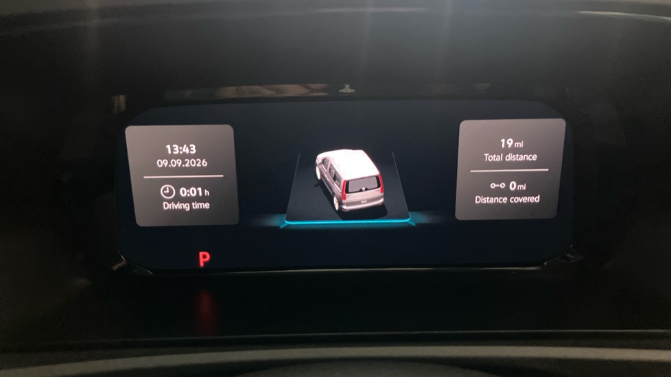 Volkswagen Caddy Maxi Caddy Cargo Maxi C20 Petrol 1.5 eHybrid 150 Commerce Van DSG [Bus/Assist] - Image 11