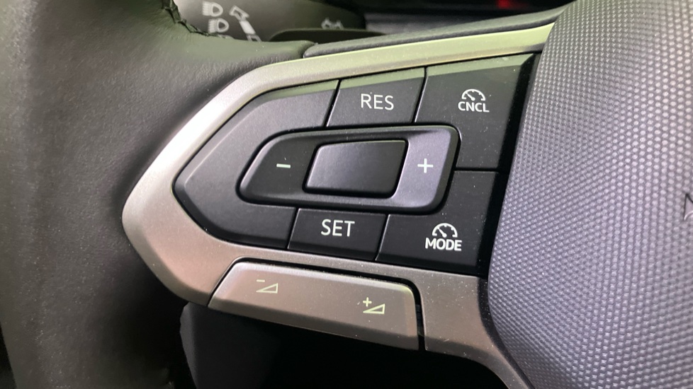 Volkswagen Caddy Maxi Caddy Cargo Maxi C20 Petrol 1.5 eHybrid 150 Commerce Van DSG [Bus/Assist] - Image 17
