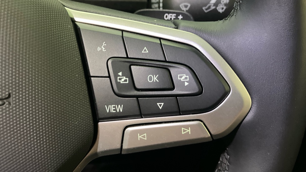 Volkswagen Caddy Maxi Caddy Cargo Maxi C20 Petrol 1.5 eHybrid 150 Commerce Van DSG [Bus/Assist] - Image 18