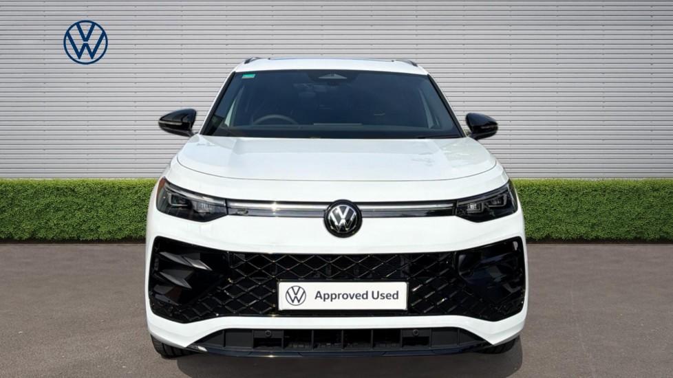 Volkswagen Tayron 1.5 TSI eHybrid R-Line Edition 5dr DSG6 Estate - Image 7