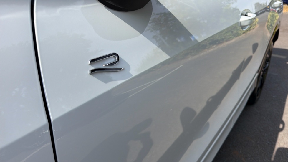 Volkswagen Tayron 1.5 TSI eHybrid R-Line Edition 5dr DSG6 Estate - Image 29