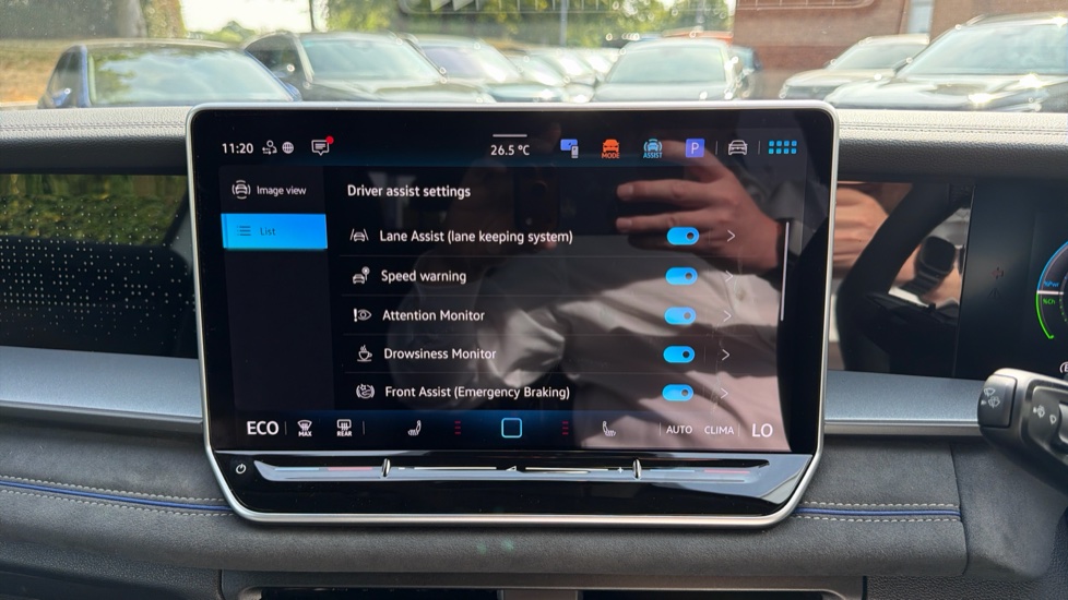 Volkswagen Tayron 1.5 TSI eHybrid R-Line Edition 5dr DSG6 Estate - Image 40