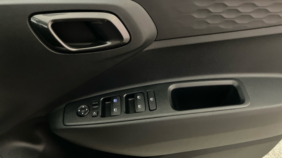Hyundai i10 1.0T [90] N Line 5dr [Nav] Petrol Hatchback - Image 19