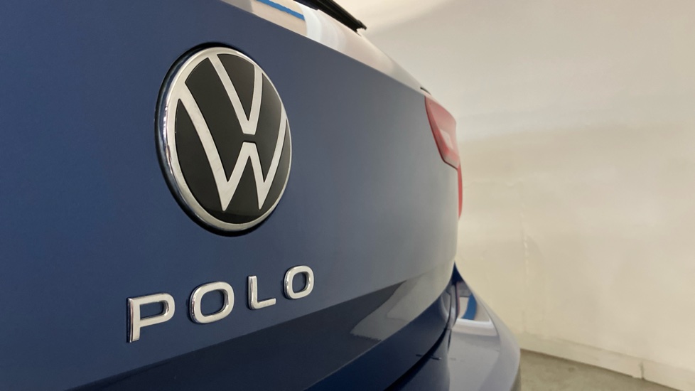 Volkswagen Polo 1.0 TSI Life 5dr Petrol Hatchback - Image 24