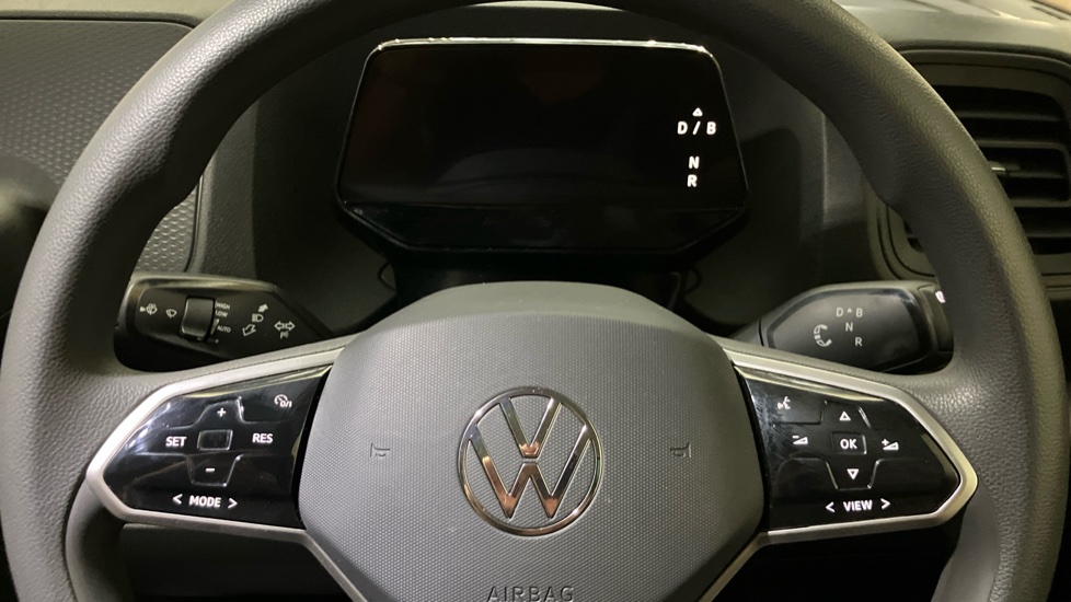 Volkswagen Id.Buzz Cargo 150kW Commerce 77kWh Auto - Image 10