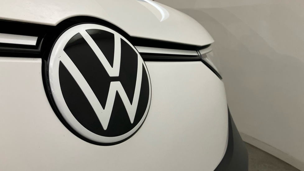 Volkswagen Id.Buzz Cargo 150kW Commerce 77kWh Auto - Image 38