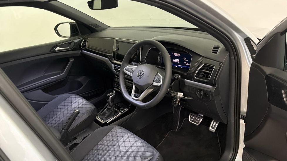 Volkswagen T-Cross 1.0 TSI Black Edition 5dr DSG Petrol Estate - Image 6