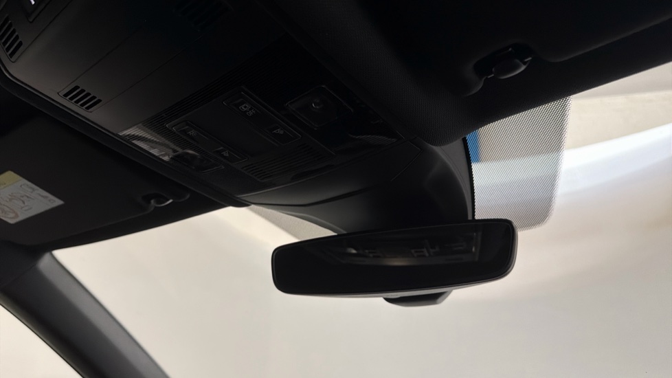 Volkswagen T-Cross 1.0 TSI Black Edition 5dr DSG Petrol Estate - Image 40