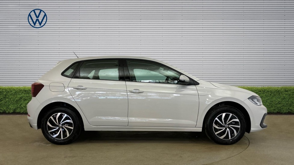 Volkswagen Polo 1.0 Life 5dr Petrol Hatchback - Image 4