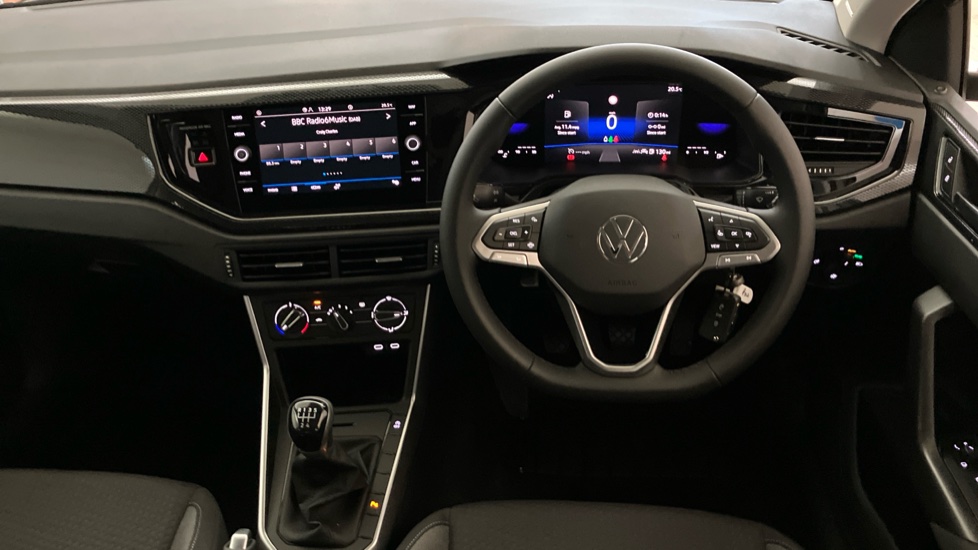 Volkswagen Polo 1.0 Life 5dr Petrol Hatchback - Image 9