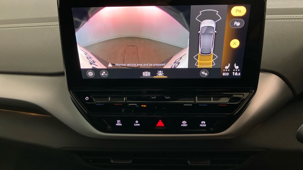 Volkswagen ID.4 150kW Family Pro Perform 77kWh 5dr Auto [135kW Ch] Electric Estate - Image 22