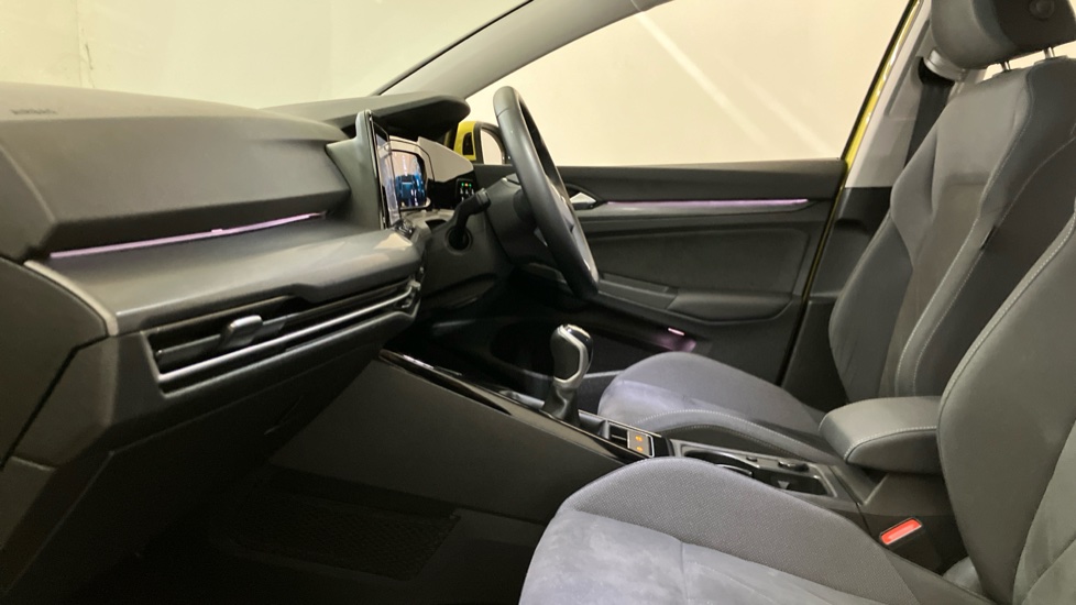 Volkswagen Golf 1.5 TSI 150 Style 5dr Petrol Hatchback - Image 22