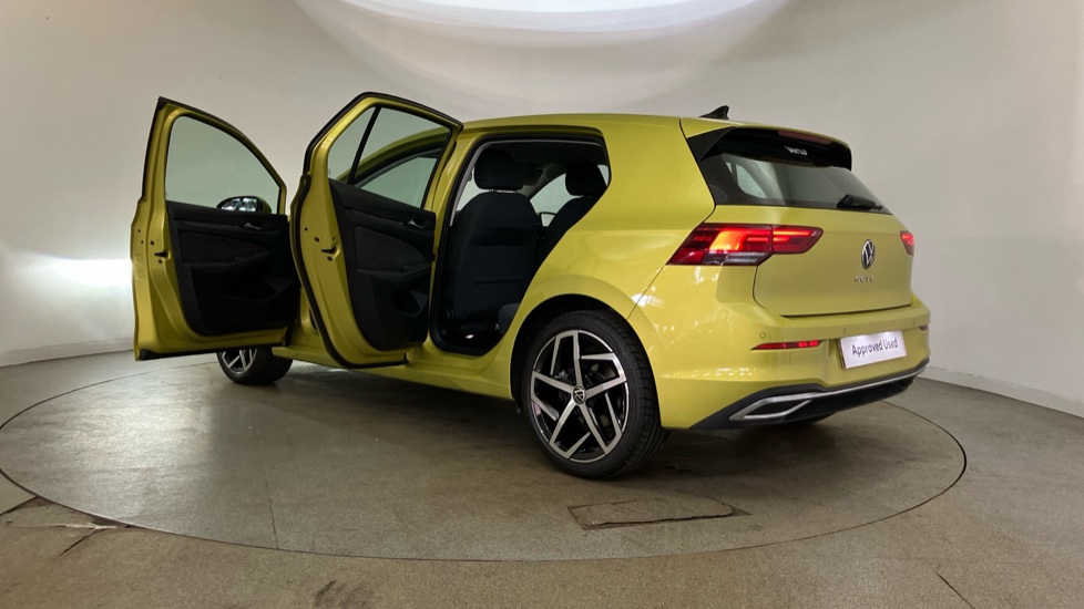 Volkswagen Golf 1.5 TSI 150 Style 5dr Petrol Hatchback - Image 45