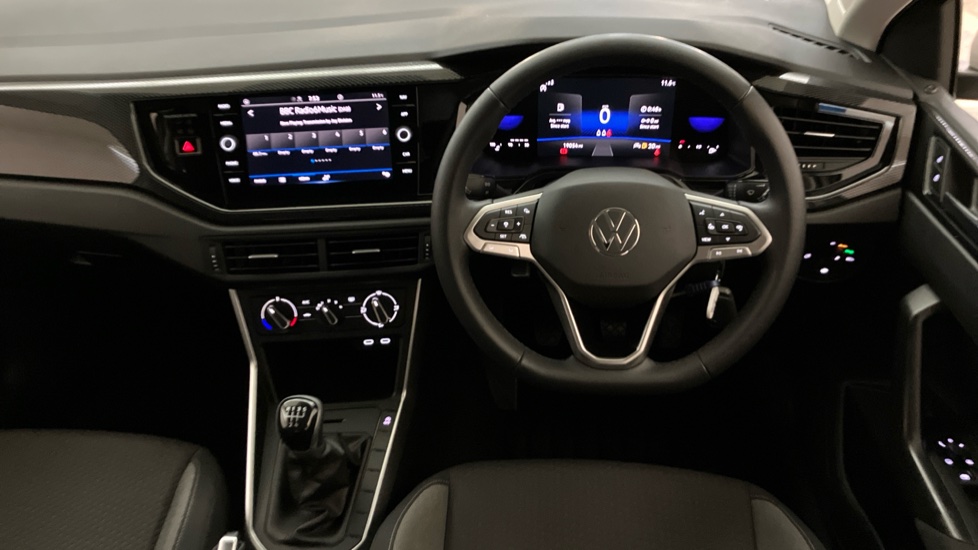 Volkswagen Polo 1.0 TSI Life 5dr Petrol Hatchback - Image 9