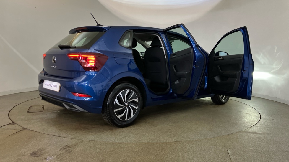 Volkswagen Polo 1.0 TSI Life 5dr Petrol Hatchback - Image 44