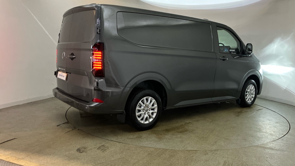 Volkswagen Transporter T28 Swb Diesel 2.0 TDI 110 Commerce Pro Van [5 Plus] - Image 43