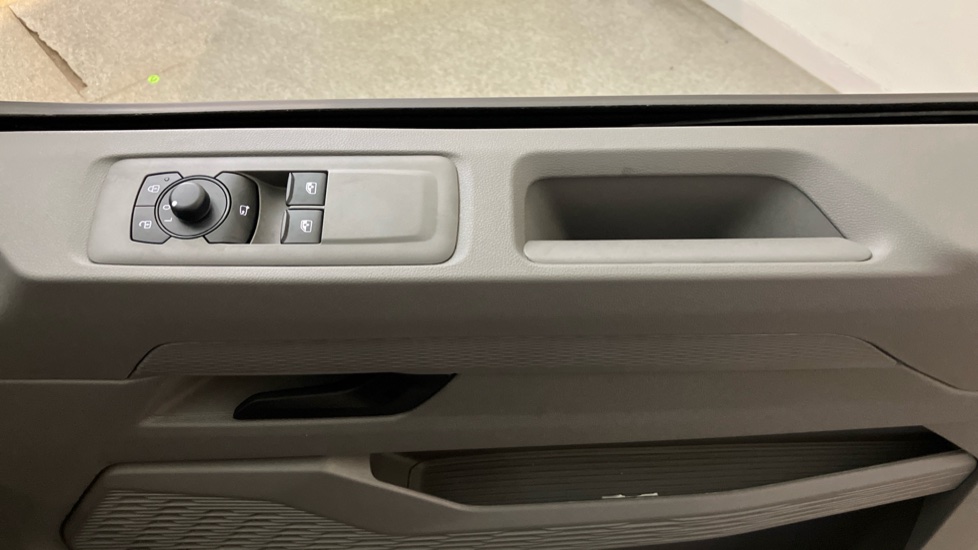 Volkswagen Transporter T28 Swb Diesel 2.0 TDI 110 Commerce Pro Van [5 Plus] - Image 19