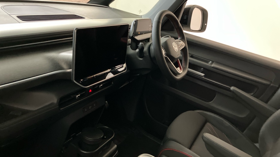 Volkswagen ID. Buzz 250kW GTX Pro 79kWh 5dr 4MOTION Auto Electric Estate - Image 2