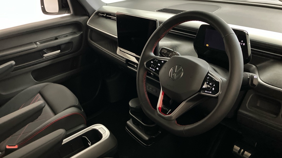 Volkswagen ID. Buzz 250kW GTX Pro 79kWh 5dr 4MOTION Auto Electric Estate - Image 6