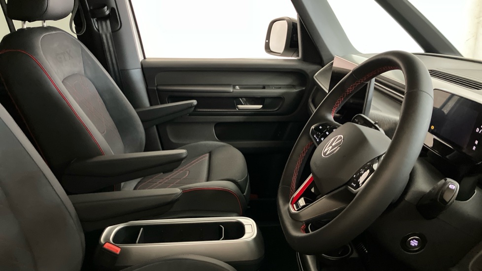 Volkswagen ID. Buzz 250kW GTX Pro 79kWh 5dr 4MOTION Auto Electric Estate - Image 15