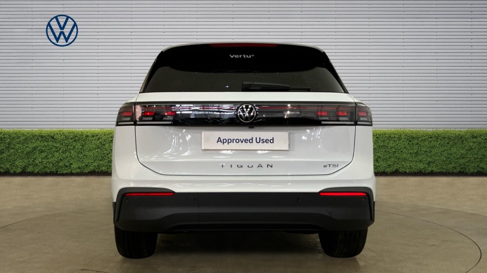 Volkswagen Tiguan 1.5 eTSI 150 Match 5dr DSG Petrol Estate - Image 8