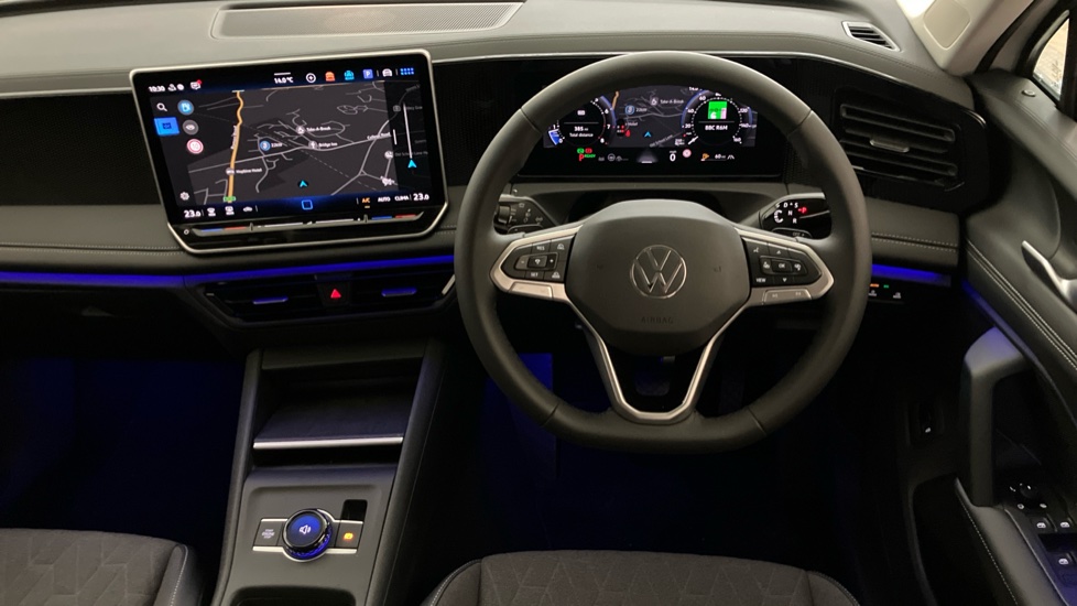 Volkswagen Tiguan 1.5 eTSI 150 Match 5dr DSG Petrol Estate - Image 9