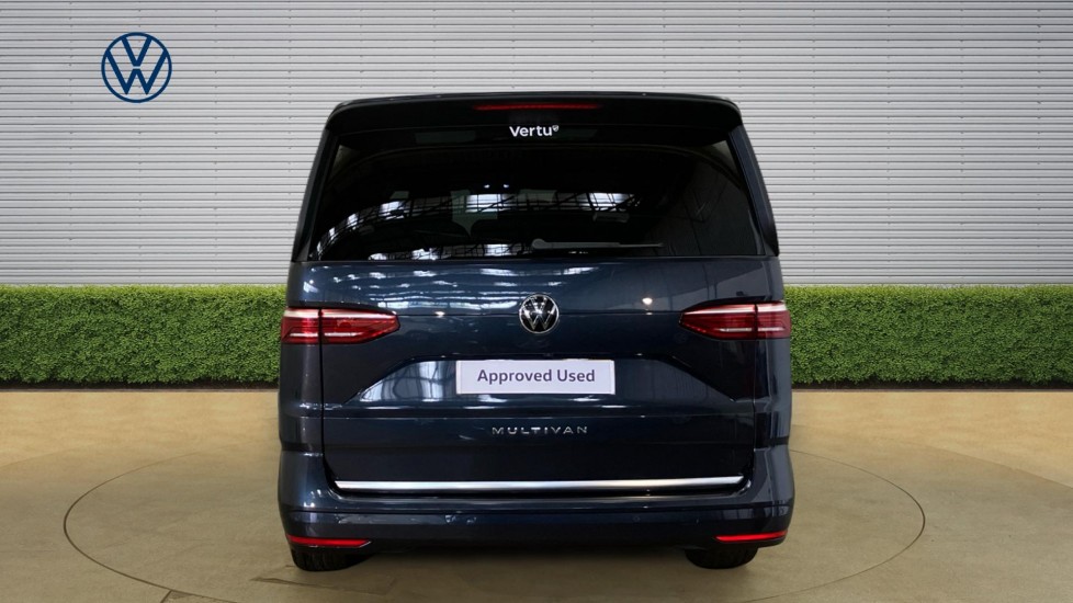 Volkswagen Multivan 2.0 TDI Style 5dr LWB DSG Diesel Estate - Image 8