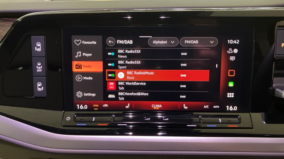 Volkswagen Multivan 2.0 TDI Style 5dr LWB DSG Diesel Estate - Image 35
