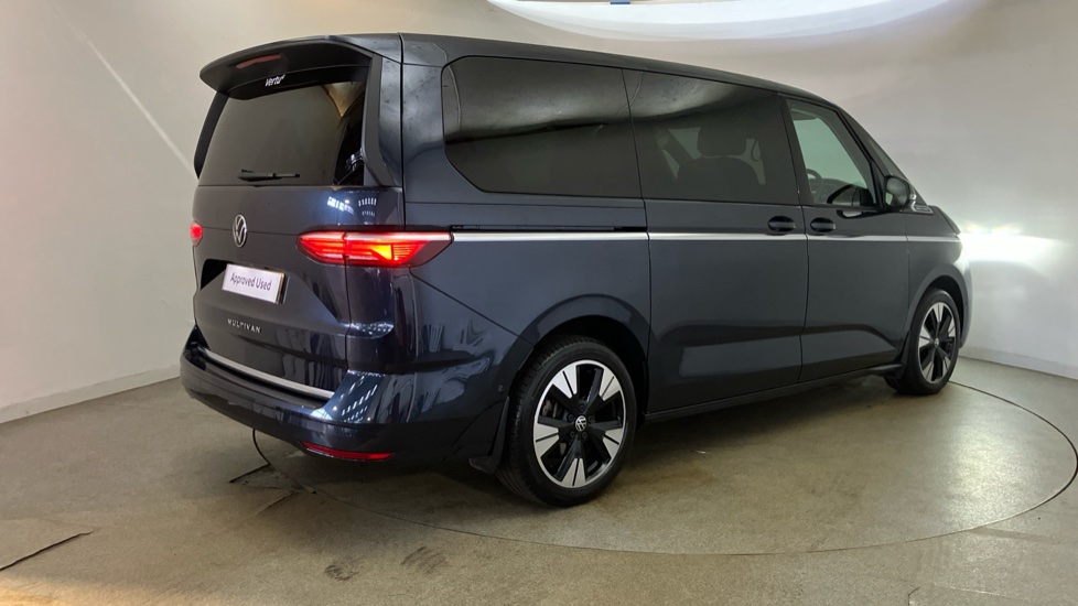 Volkswagen Multivan 2.0 TDI Style 5dr LWB DSG Diesel Estate - Image 44