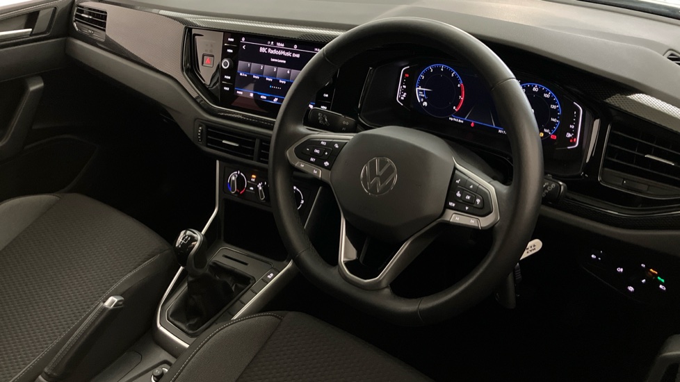 Volkswagen Polo 1.0 Life 5dr Petrol Hatchback - Image 6
