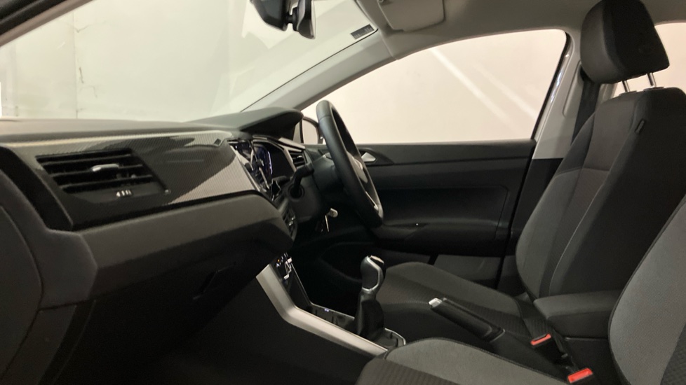 Volkswagen Polo 1.0 TSI Life 5dr Petrol Hatchback - Image 21