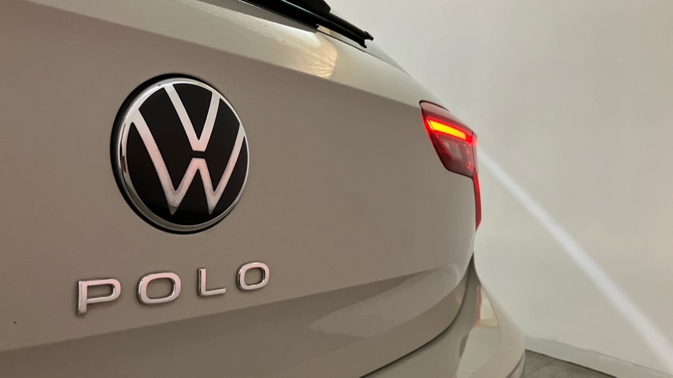 Volkswagen Polo 1.0 TSI Life 5dr Petrol Hatchback - Image 23