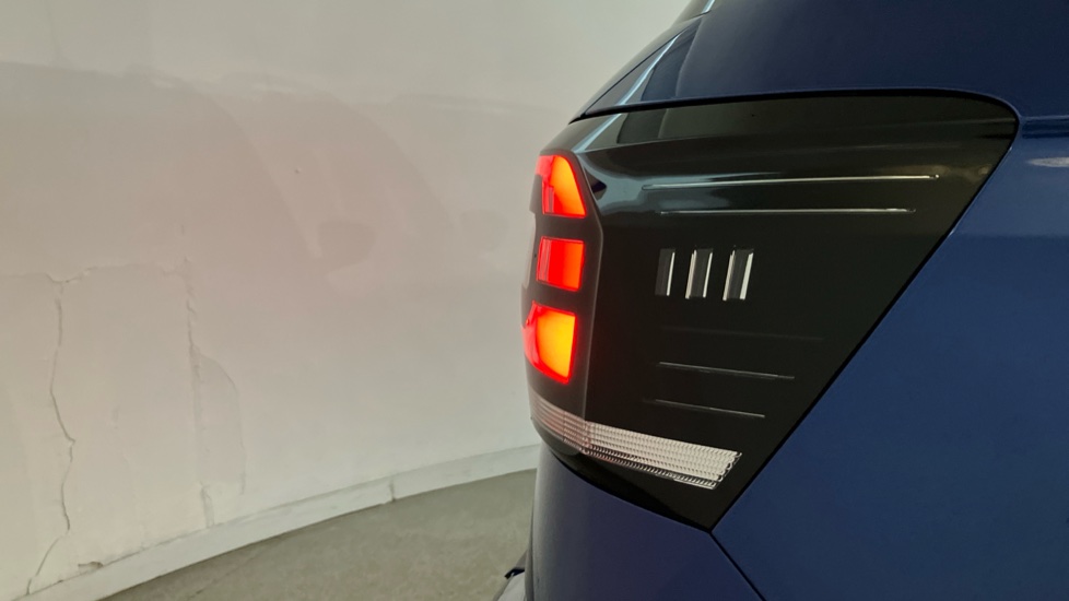 Volkswagen T-Cross 1.0 TSI 110 Black Edition 5dr Petrol Estate - Image 23