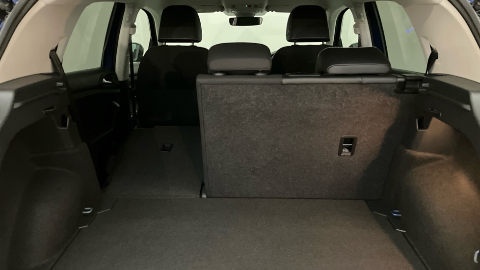 Volkswagen T-Cross 1.0 TSI 110 Black Edition 5dr Petrol Estate - Image 40