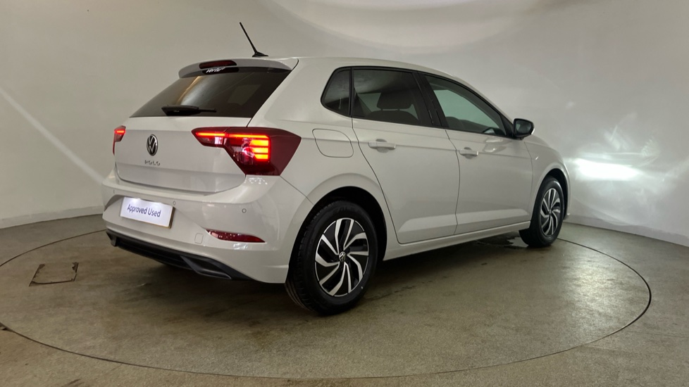Volkswagen Polo 1.0 TSI Life 5dr Petrol Hatchback - Image 30