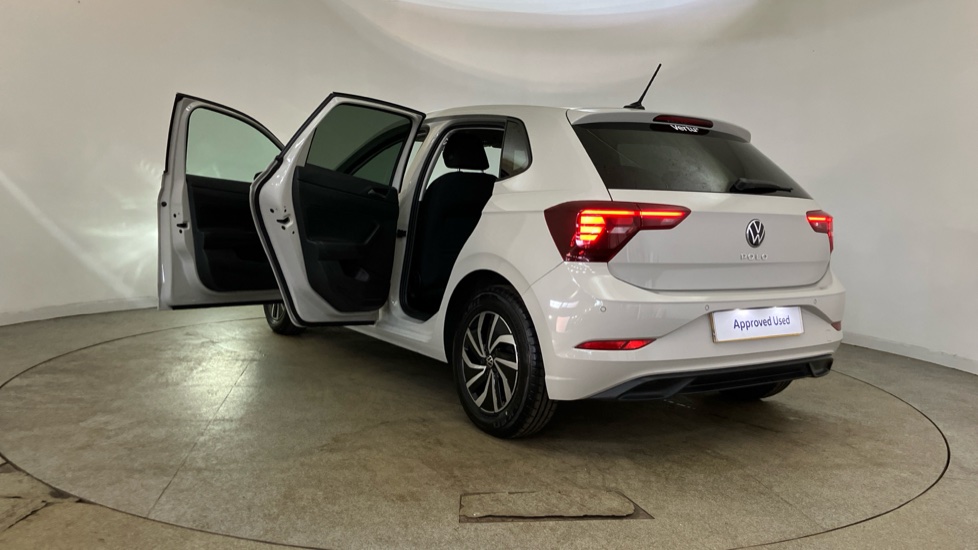 Volkswagen Polo 1.0 TSI Life 5dr Petrol Hatchback - Image 44