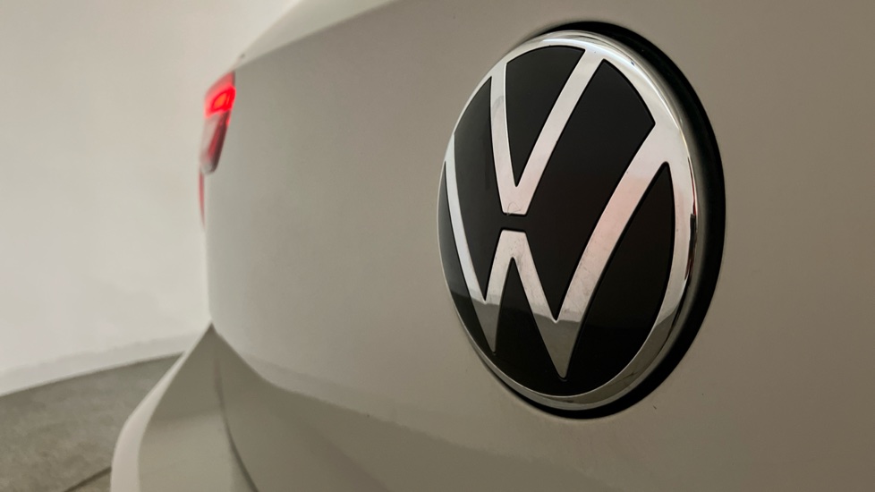 Volkswagen Polo 1.0 TSI Life 5dr Petrol Hatchback - Image 24