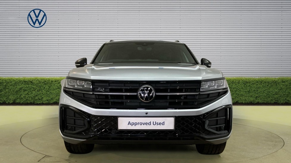 Volkswagen Touareg 3.0 V6 TDI 4Motion 286 Black Edition 5dr Tip Auto Diesel Estate - Image 7