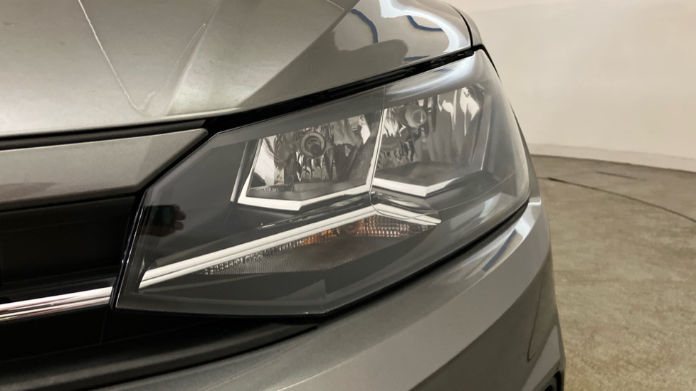 Volkswagen Polo 1.0 EVO 80 SE 5dr Petrol Hatchback - Image 27