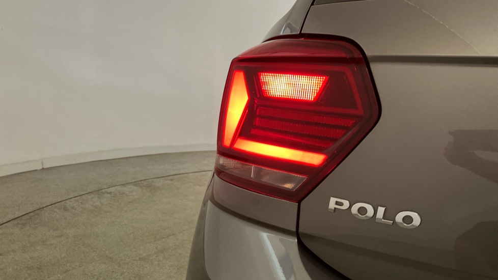 Volkswagen Polo 1.0 EVO 80 SE 5dr Petrol Hatchback - Image 28