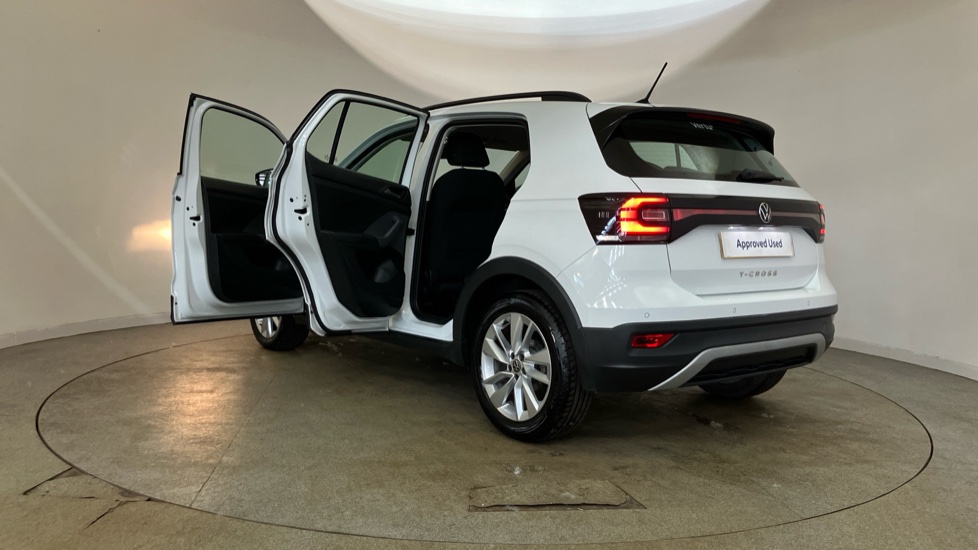 Volkswagen T-Cross 1.0 TSI 110 SE 5dr Petrol Estate - Image 43