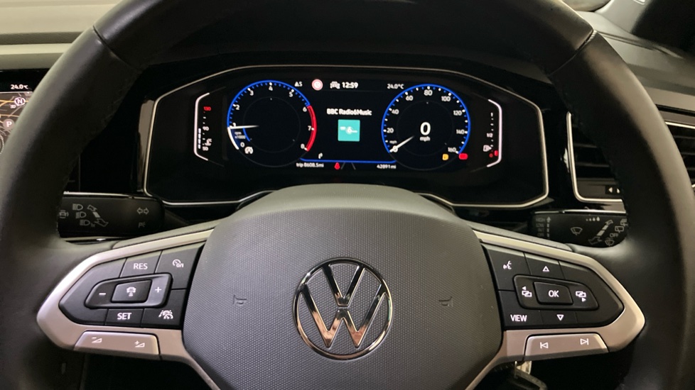 Volkswagen Polo 1.0 TSI R-Line 5dr Petrol Hatchback - Image 10