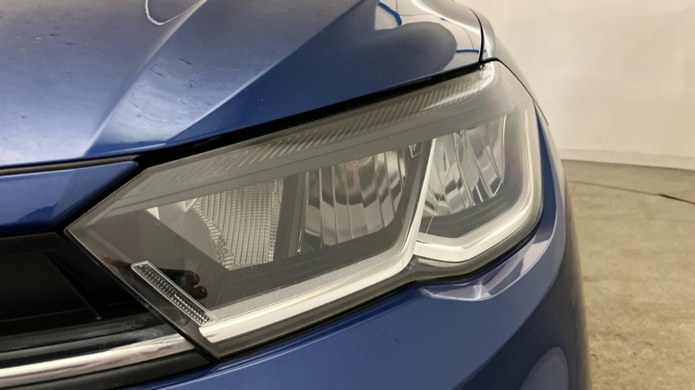 Volkswagen Polo 1.0 TSI R-Line 5dr Petrol Hatchback - Image 31